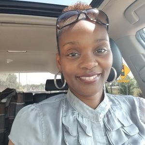 Meet your Posher, Camisha